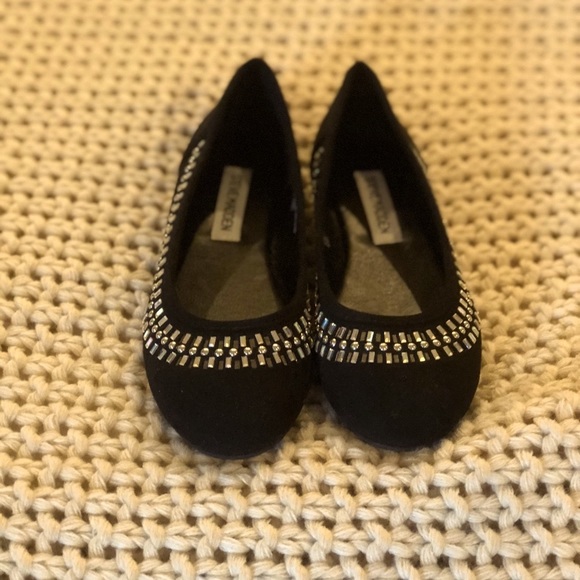 Girls Steve Madden “Jhalo” ballet flats - Picture 2 of 8